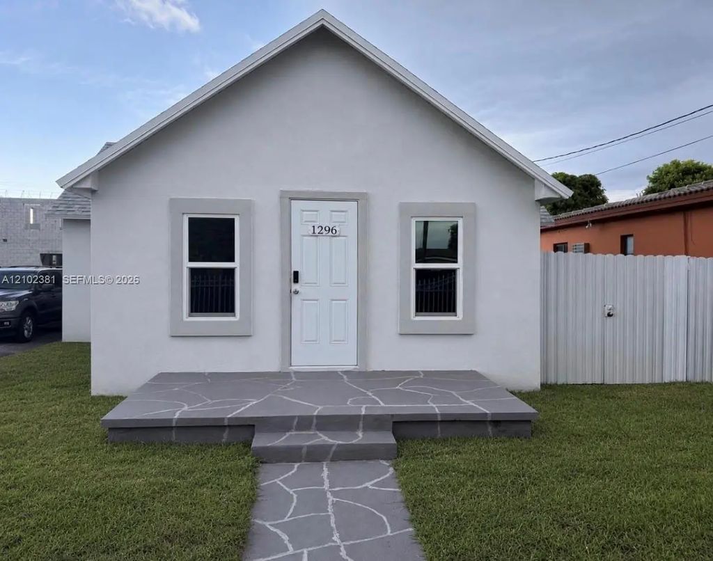 1296 Nw 72nd Street, Miami