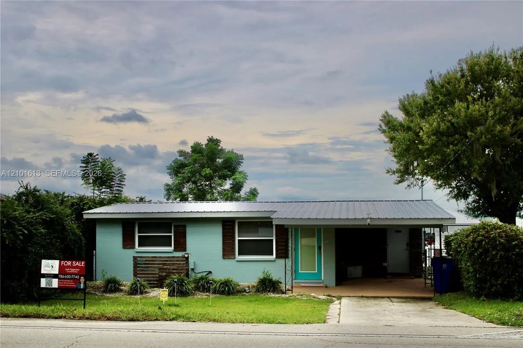 510 Lake June Road, Lake Placid