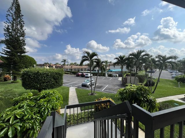 3 of 29 - 7281 Golf Colony Court #203, Lake Worth, FL