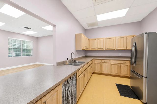 4 of 17 - 3651 Virginia Avenue, Fort Pierce, FL