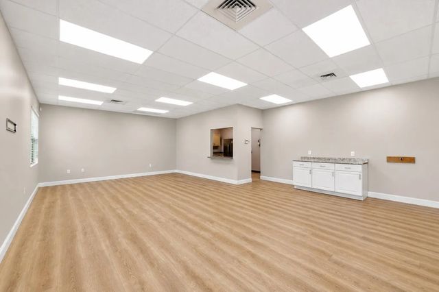 5 of 17 - 3651 Virginia Avenue, Fort Pierce, FL