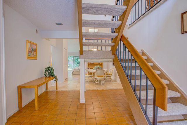 2 of 43 - 1092 Raintree Court, Palm Beach Gardens, FL
