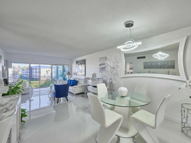 4 of 64 - 3421 Spanish Trail #330, Delray Beach, FL