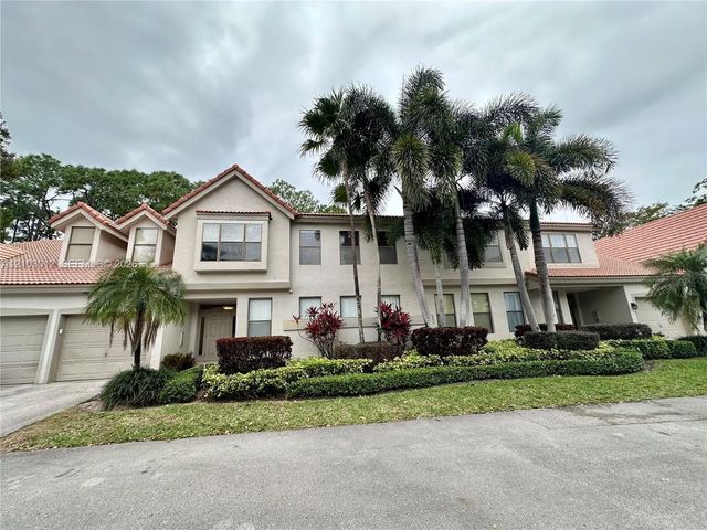 3 of 48 - 5790 Coach House Circle #e, Boca Raton, FL