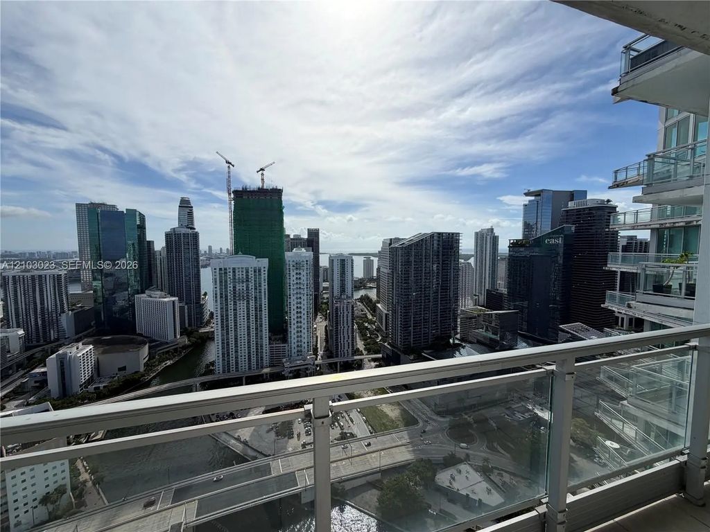 92 Sw 3rd Street #5012, Miami