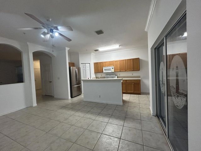 5 of 14 - 103 Lighthouse Circle #g, Tequesta, FL