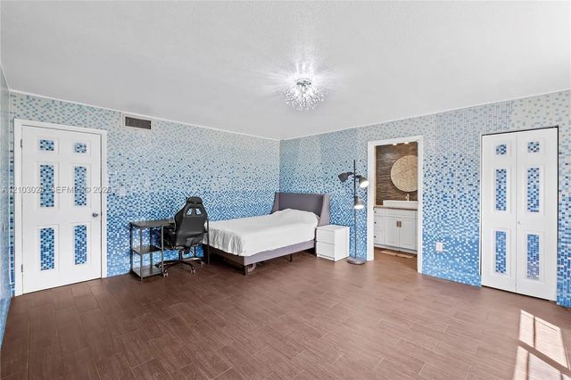 4 of 24 - 3665 Ne 167th Street #409, North Miami Beach, FL