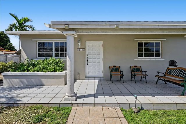4 of 54 - 19360 Sw 115th Avenue, Miami, FL