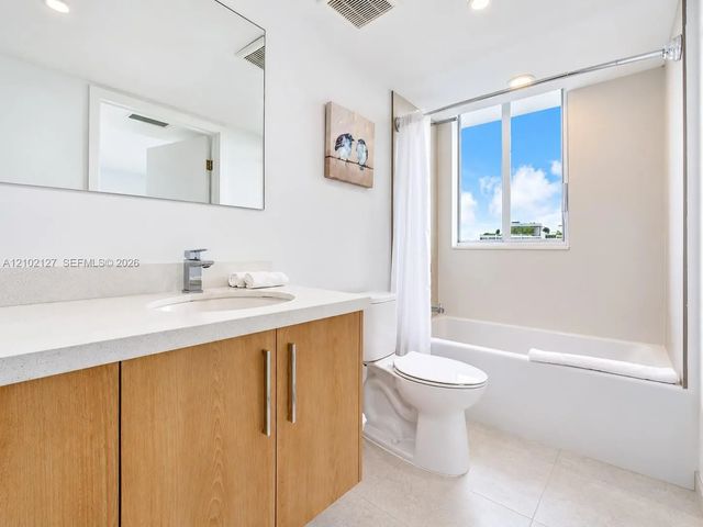 5 of 34 - 1100 100th Street #302, Bay Harbor Islands, FL