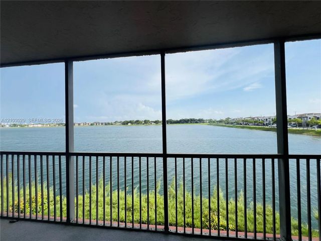 20860 San Simeon Way #205-6, Miami