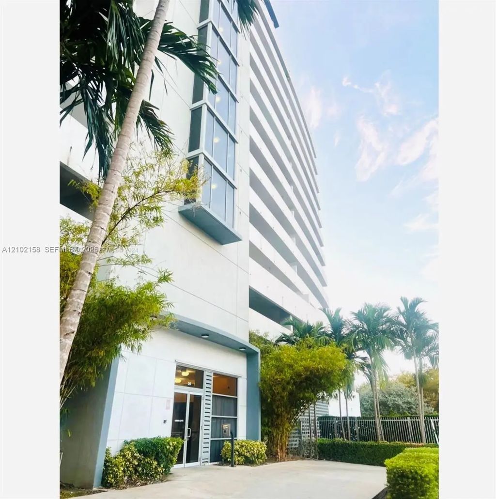 36 Nw 6th Avenue #806, Miami
