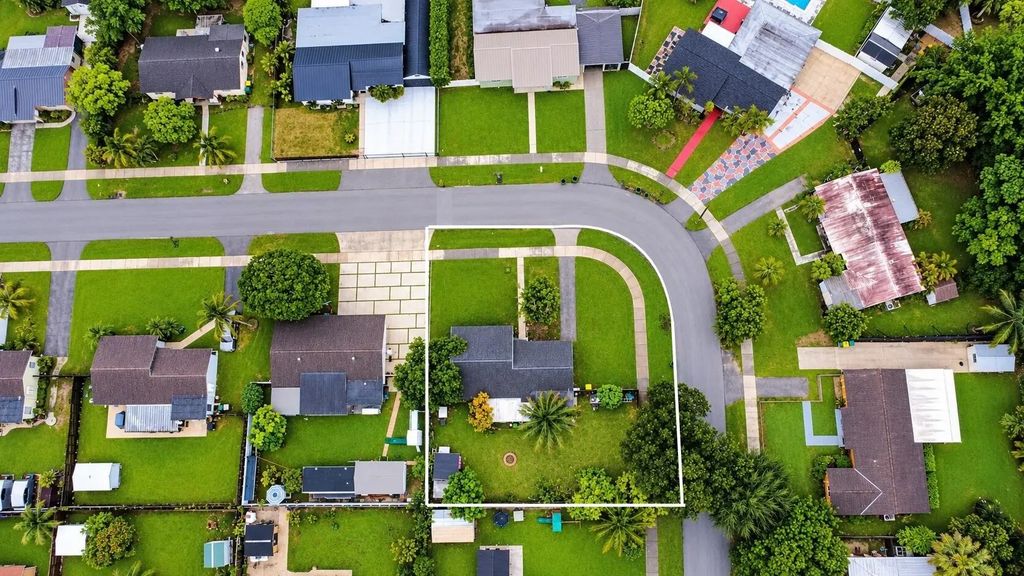465 Nw 16th Street, Homestead