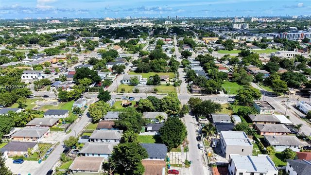 5 of 29 - 1825 Nw 68th Terrace, Miami, FL