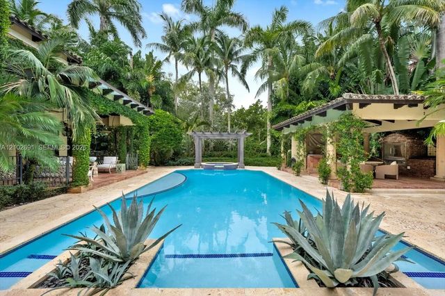 3 of 65 - 5746 Sw 100th Street, Pinecrest, FL