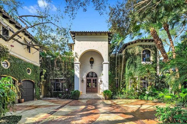 4 of 65 - 5746 Sw 100th Street, Pinecrest, FL
