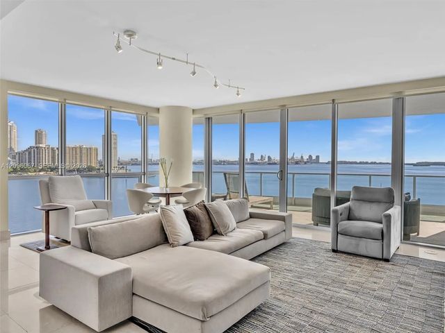 1331 Brickell Bay Drive #901, Miami