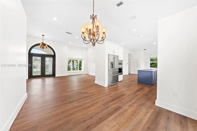 5 of 25 - 14341 Sw 22nd Street, Miami, FL