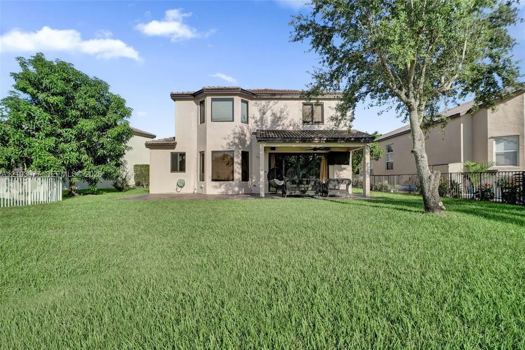 5233 Sw 157th Lane, Miramar