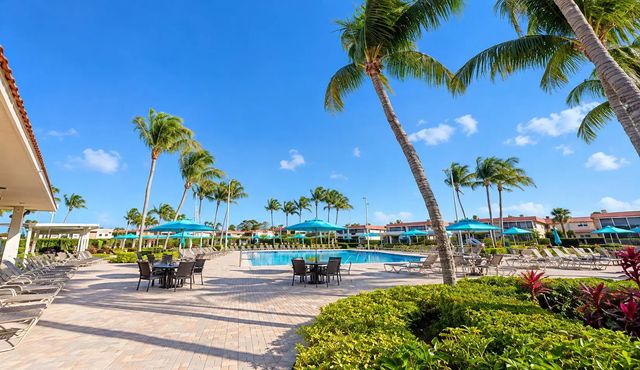 2 of 10 - 173 Saxony D #173, Delray Beach, FL