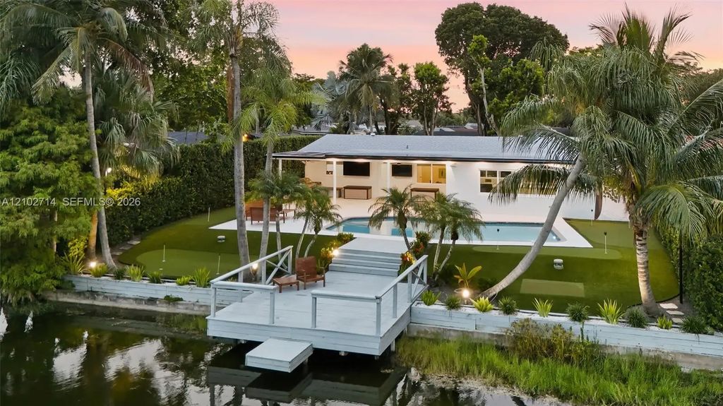 1721 Nw 114th Avenue, Pembroke Pines