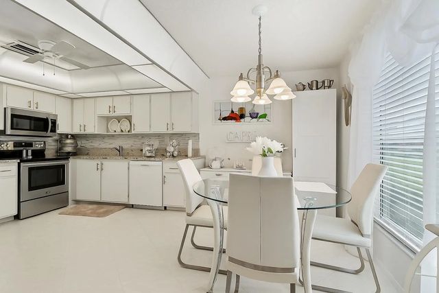 4 of 29 - 5010 Privet Place #101, Delray Beach, FL