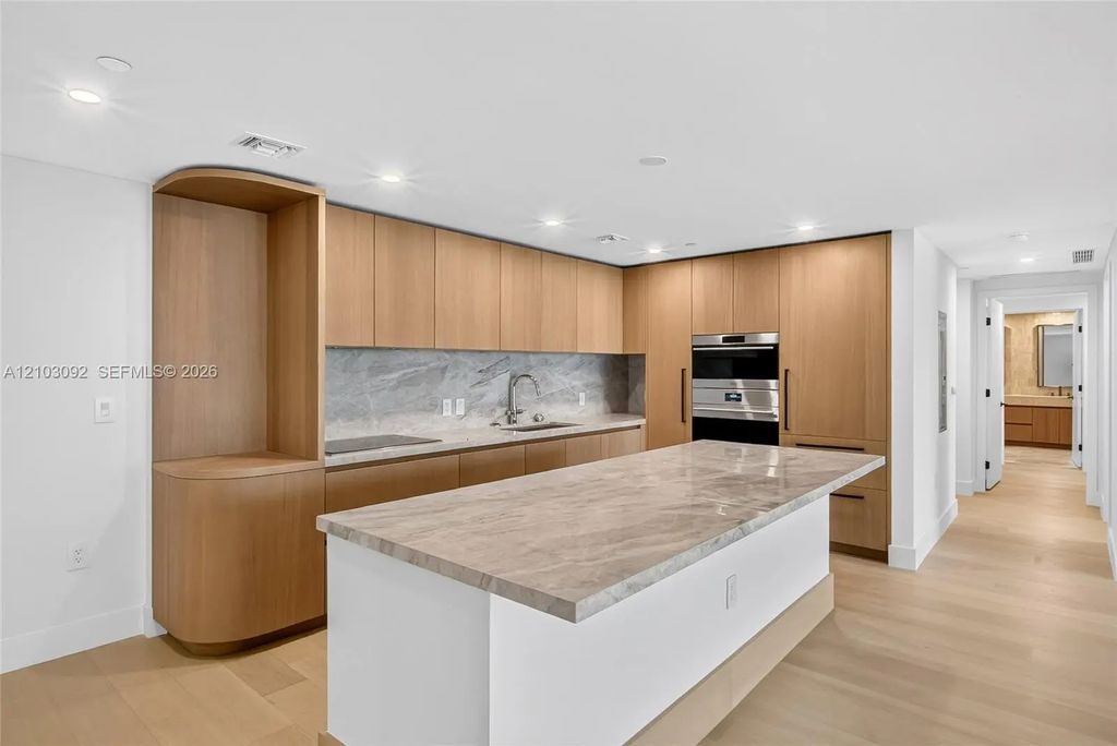 1176 97th Street #501, Bay Harbor Islands