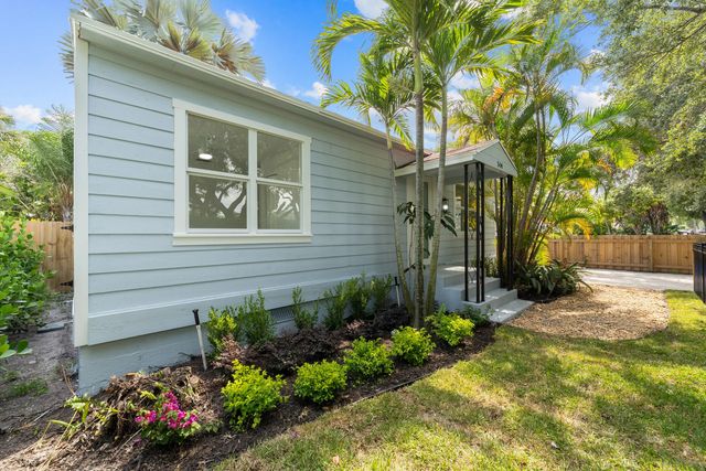 3 of 32 - 514 52nd Street, West Palm Beach, FL