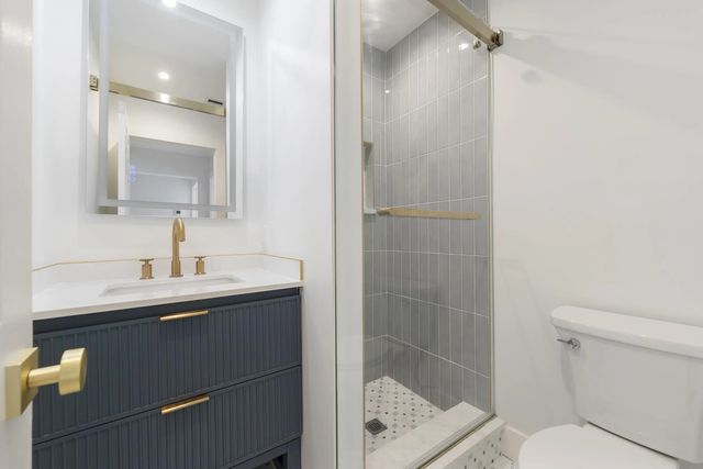 4 of 32 - 514 52nd Street, West Palm Beach, FL