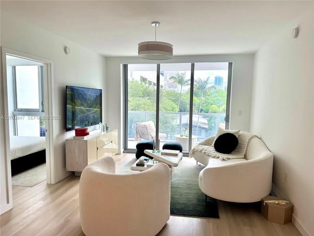 13800 Highland Drive #307, North Miami Beach