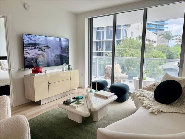 2 of 27 - 13800 Highland Drive #307, North Miami Beach, FL