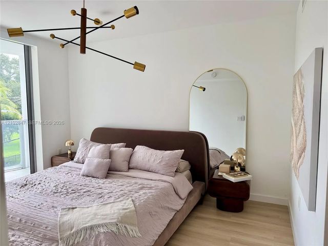 4 of 27 - 13800 Highland Drive #307, North Miami Beach, FL