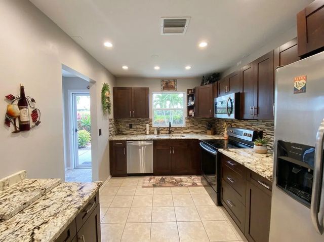 2 of 17 - 2638 Gately Drive E #111, West Palm Beach, FL