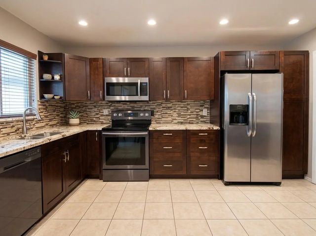 3 of 17 - 2638 Gately Drive E #111, West Palm Beach, FL