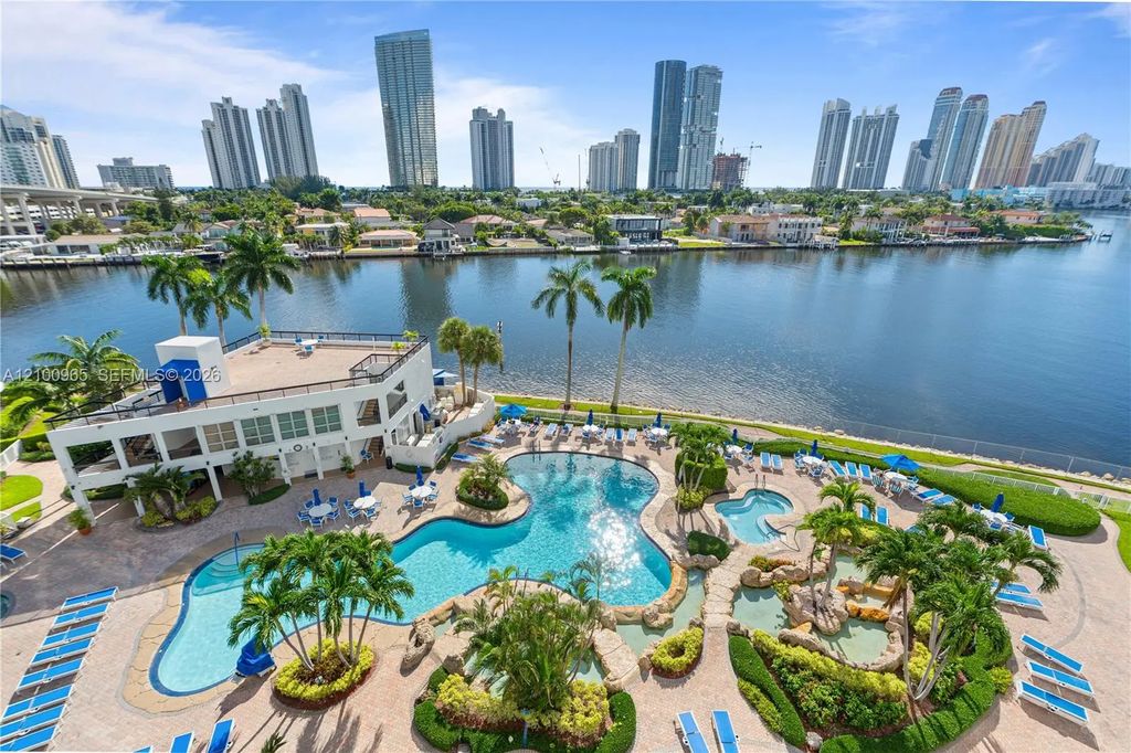 19101 Ne 36th Court #808, Aventura