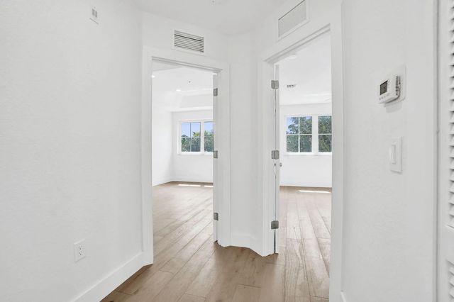 4 of 53 - 2016 Shoma Drive #2016, Royal Palm Beach, FL