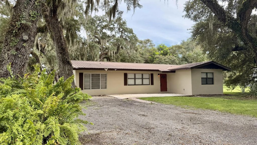 1903 Sw 3rd Avenue, Okeechobee