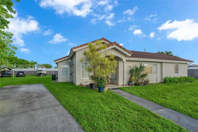 11525 Sw 49th Terrace, Miami