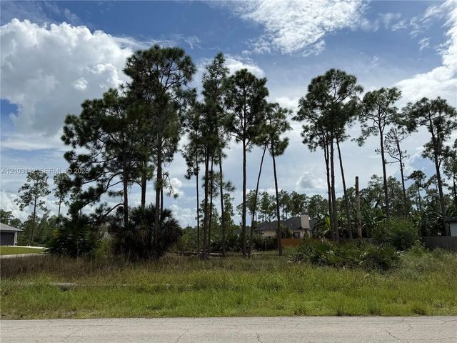 2 of 4 - 906 E 13th Street, Lehigh Acres, FL