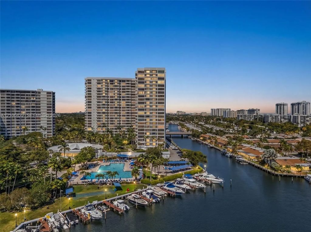2500 Parkview Drive #301, Hallandale Beach