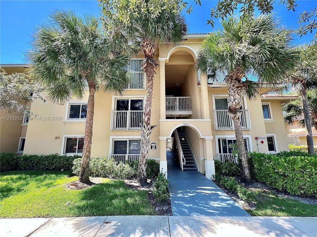 9905 Westwood Drive #25-3, Tamarac
