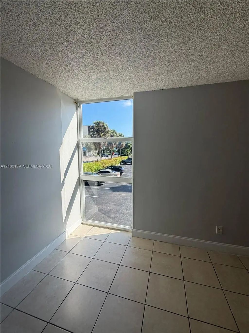 2075 Ne 164th Street #212, North Miami Beach