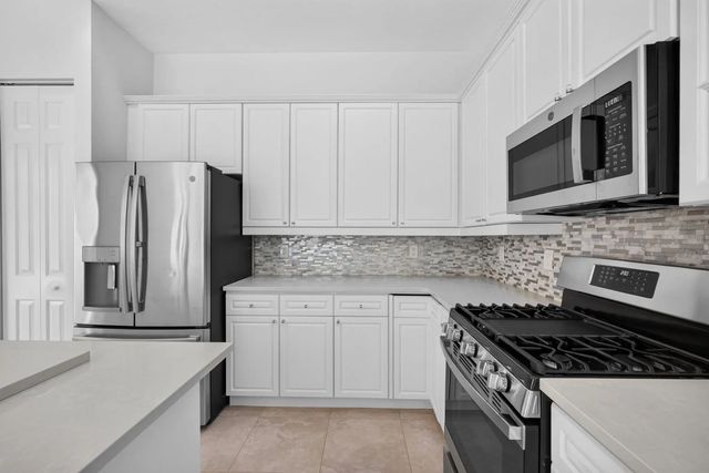 3 of 30 - 207 Isle Verde Way, Palm Beach Gardens, FL