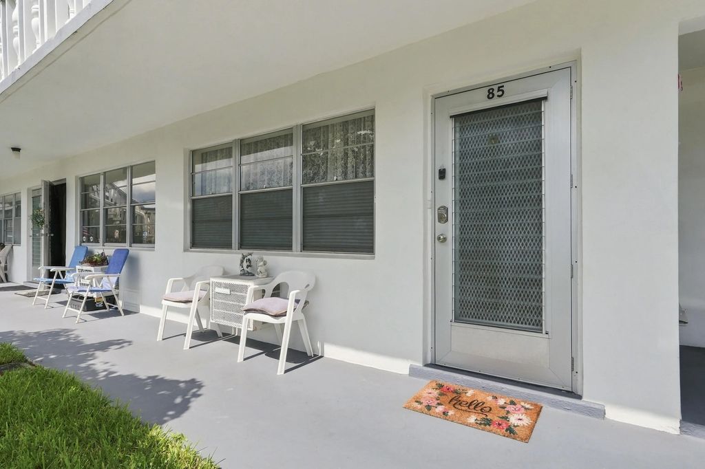 85 Kingswood E, West Palm Beach