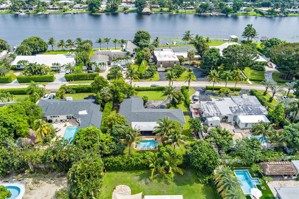 7315 W Lake Drive, West Palm Beach