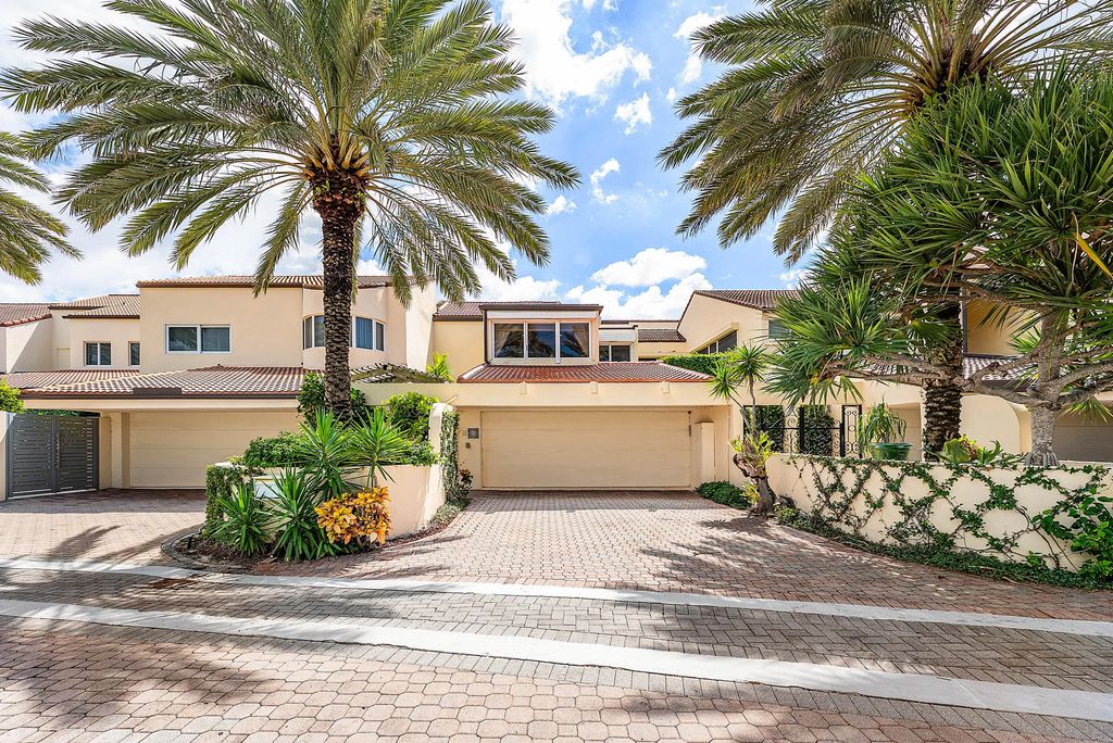 13 Sloans Curve Drive, Palm Beach