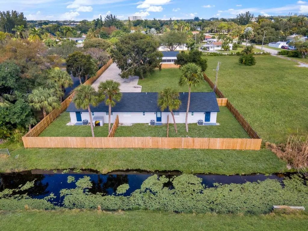 3166 Melaleuca Road, West Palm Beach