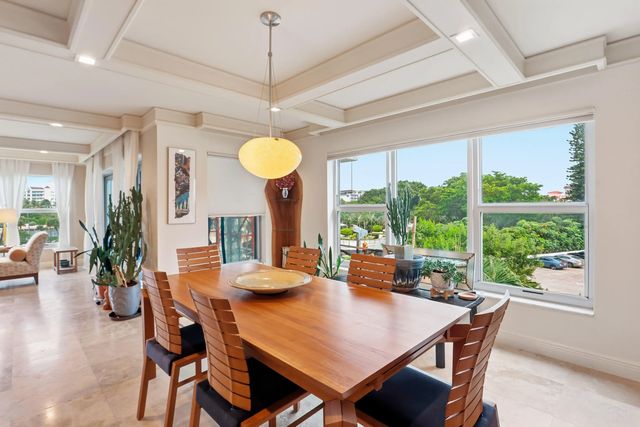 4 of 32 - 875 E Camino Real #4d, Boca Raton, FL
