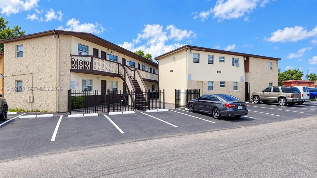 2151 Nw 7th Street #11, Fort Lauderdale