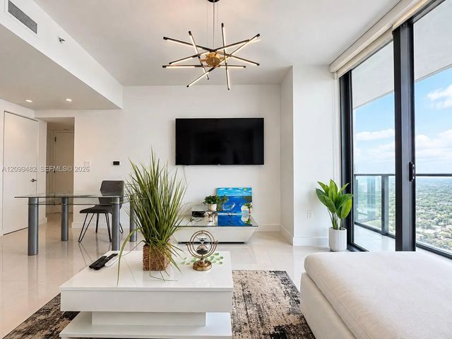 1300 S Miami Avenue #3107, Miami