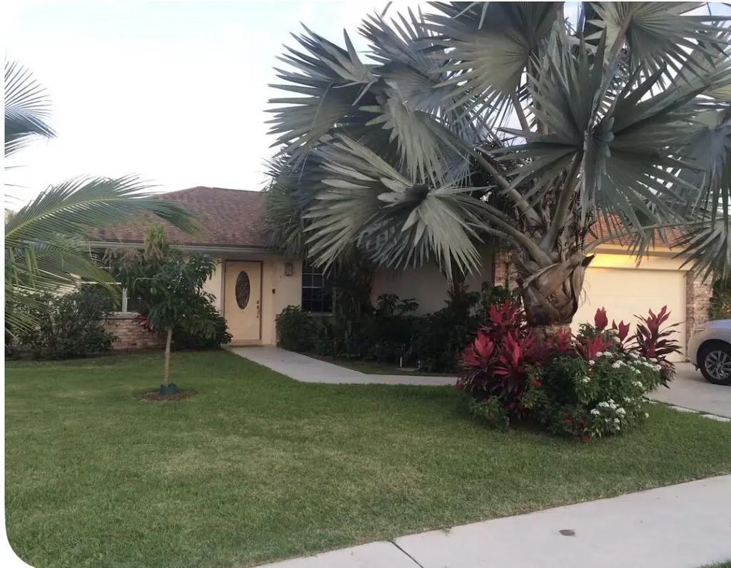 105 Raintree Trail, Jupiter
